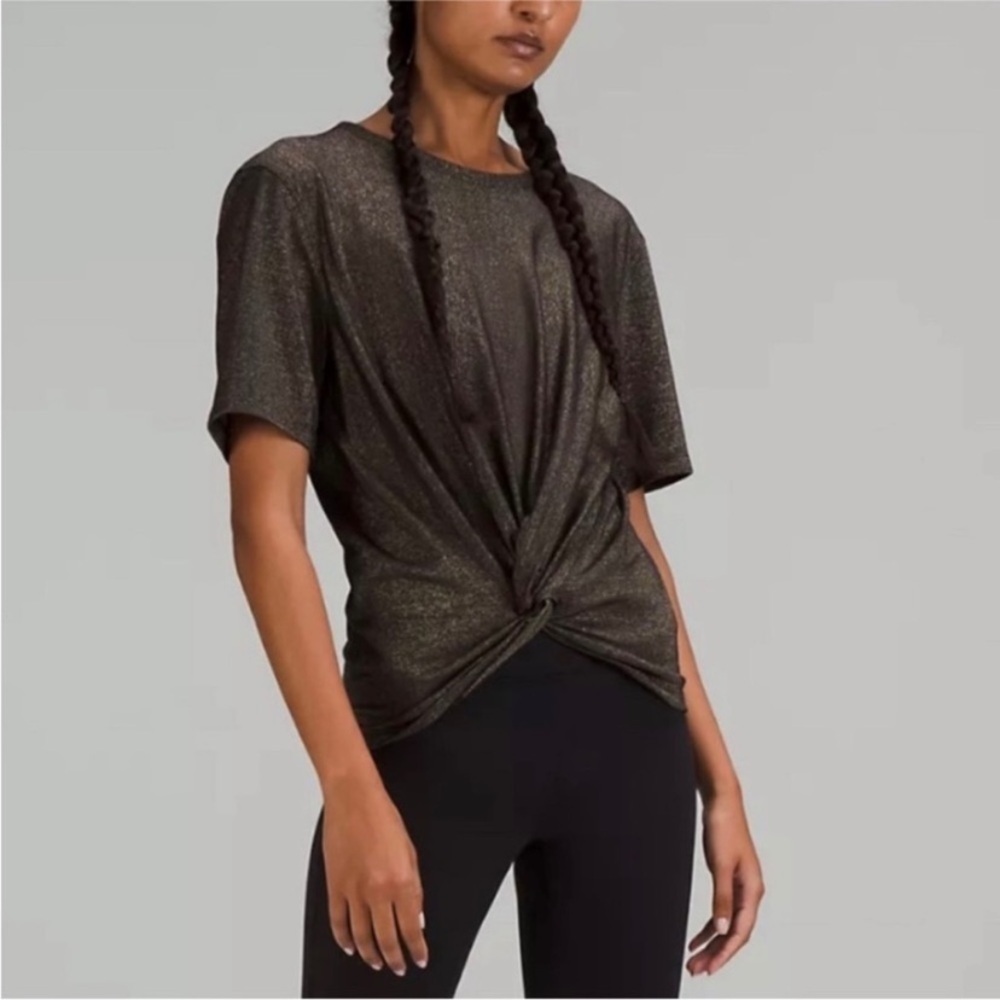 Lululemon Short Sleeve Crescent T-Shirt *Spark Black Metallic Sparkle Size 10